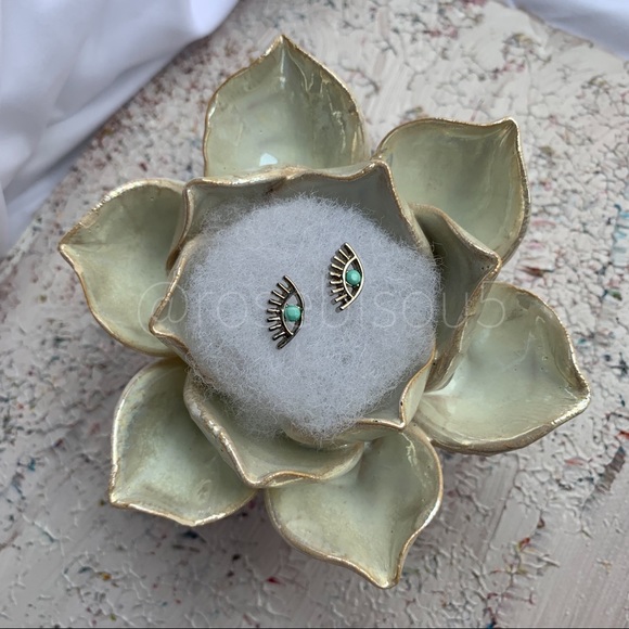 💋🆕Silver + Turquoise Boho Evil Eye Stud Earrings - Picture 3 of 4